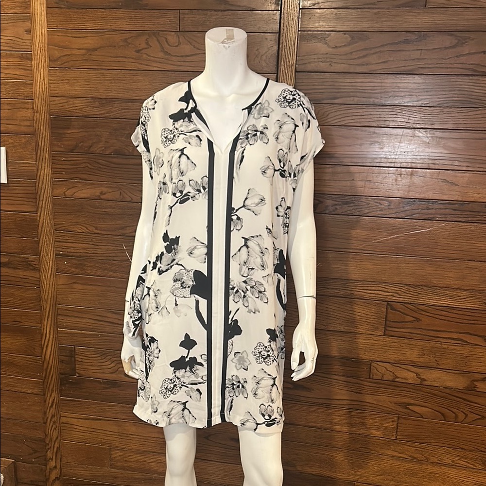 Daniel Rainn Black and White Floral Mini Dress